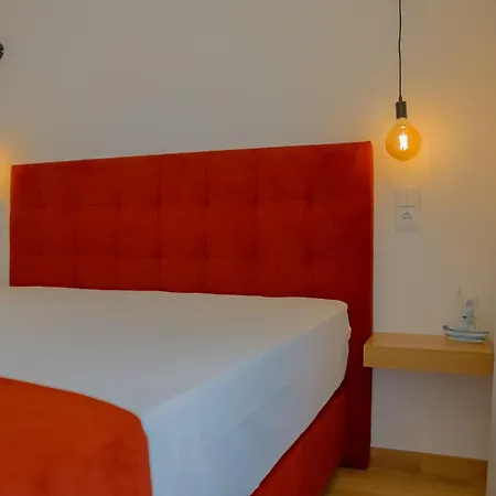 Πανσιόν Coracao De Viana Al