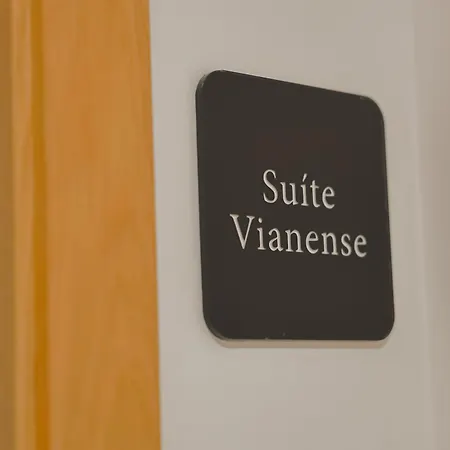 Πανσιόν Coracao De Viana Al